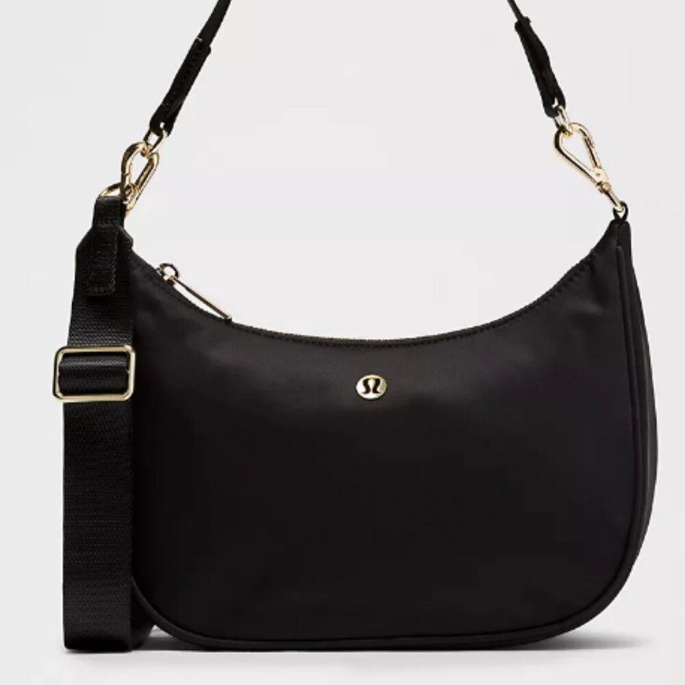 City Essentials Small Shoulder Bag 3L